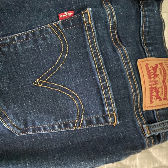 Levi Boyfriend Capris size 27 - Picture 5 of 8